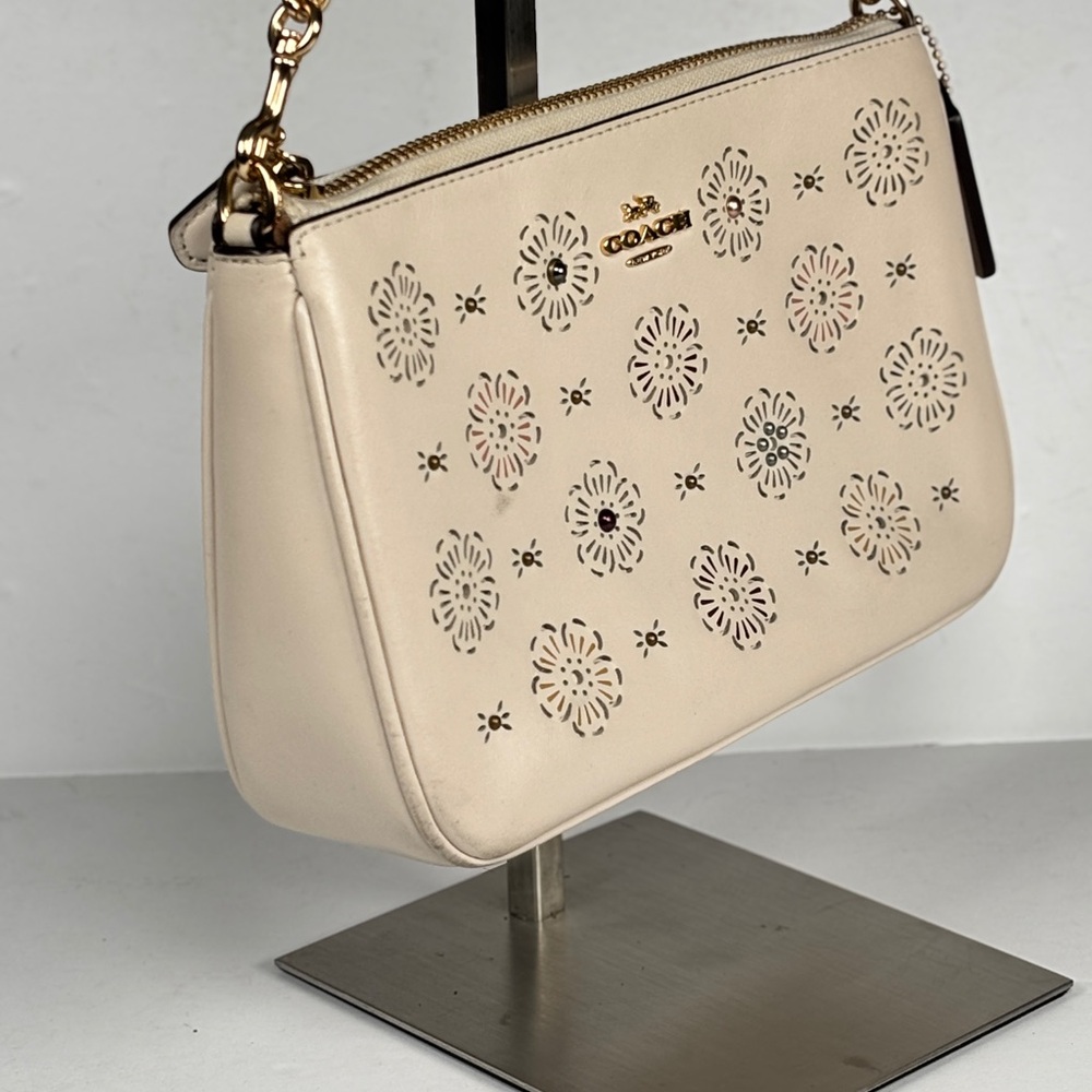 Coach Cream tea rose and studs Floral Crossbody Bag. EUC